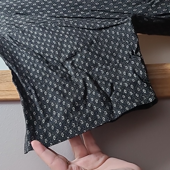 Men's Short Sleeve Button Down Shirt - Picture 6 of 6